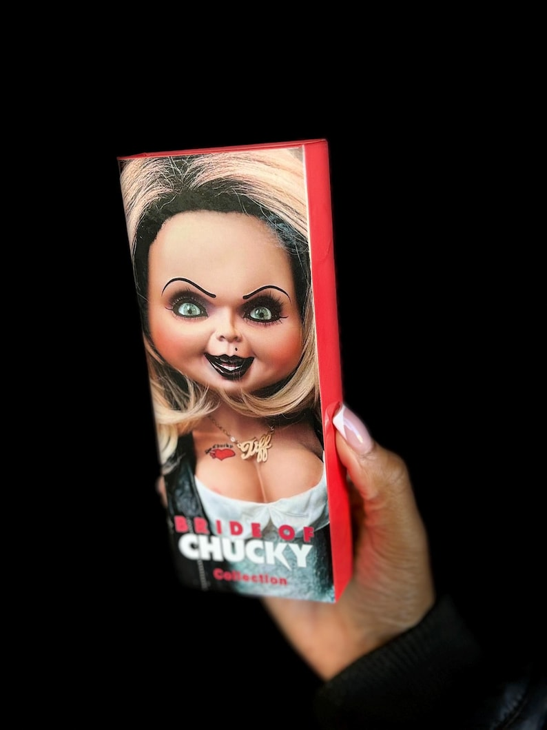 Bride of Chucky Lash Extension Tweezer Set: Limited Edition - Image 2